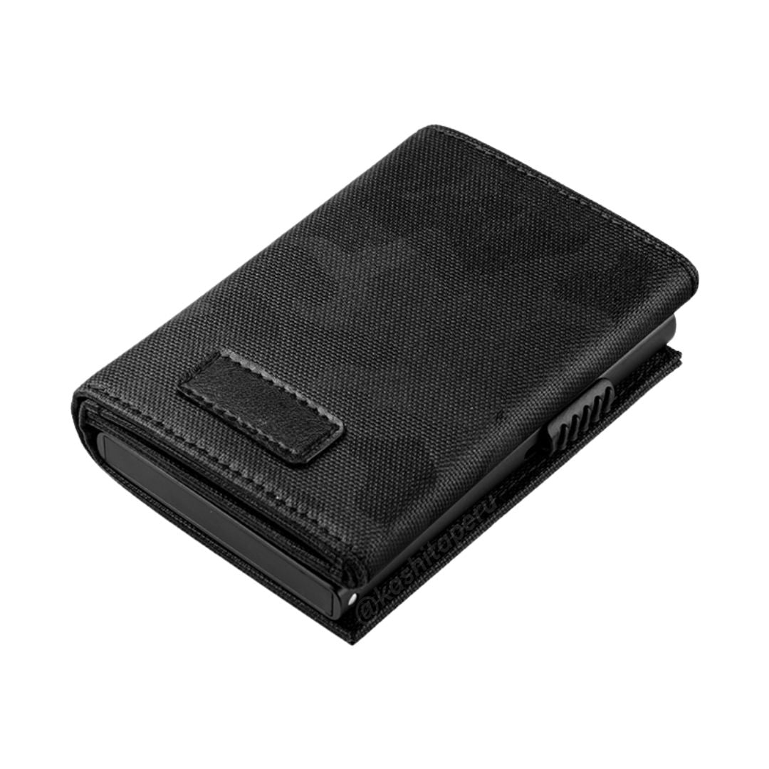 Camouflage Black | Negro camuflado